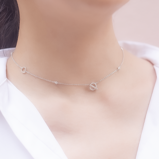 Bar & ring diamond necklace